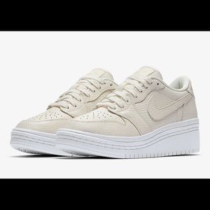 Air Jordan 1 Retro Low Lifted Size 9.5 (Phantom)